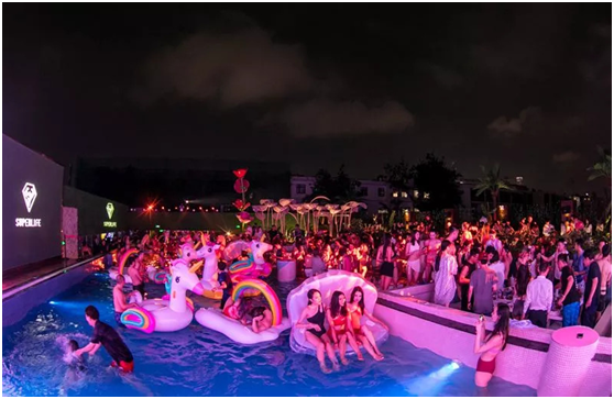 無(wú)氯游泳池系統(tǒng)，無(wú)氯游泳池，露天無(wú)氯游泳池