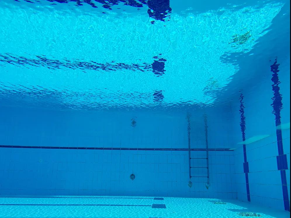 低氯游泳館,無(wú)氯游泳池,低氯泳池，低氯系統(tǒng)