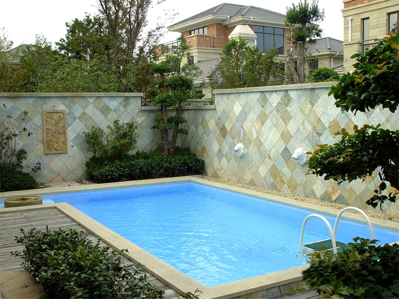 哪家的小型游泳池設(shè)備比較好？