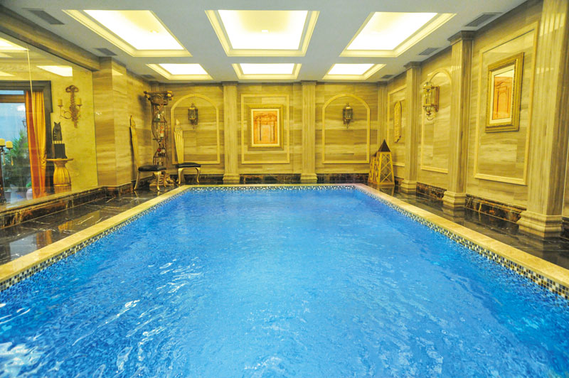 <b>為什么專業(yè)室內(nèi)游泳館都必裝恒溫恒濕系統(tǒng)？5 大核心作用一文說透！</b>