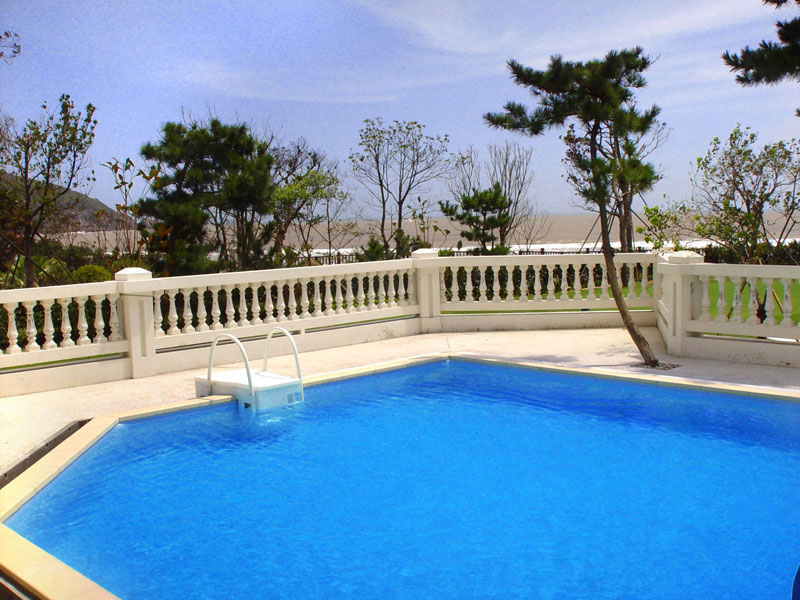 <b>豪華別墅私家游泳池設(shè)計公司哪家好？</b>